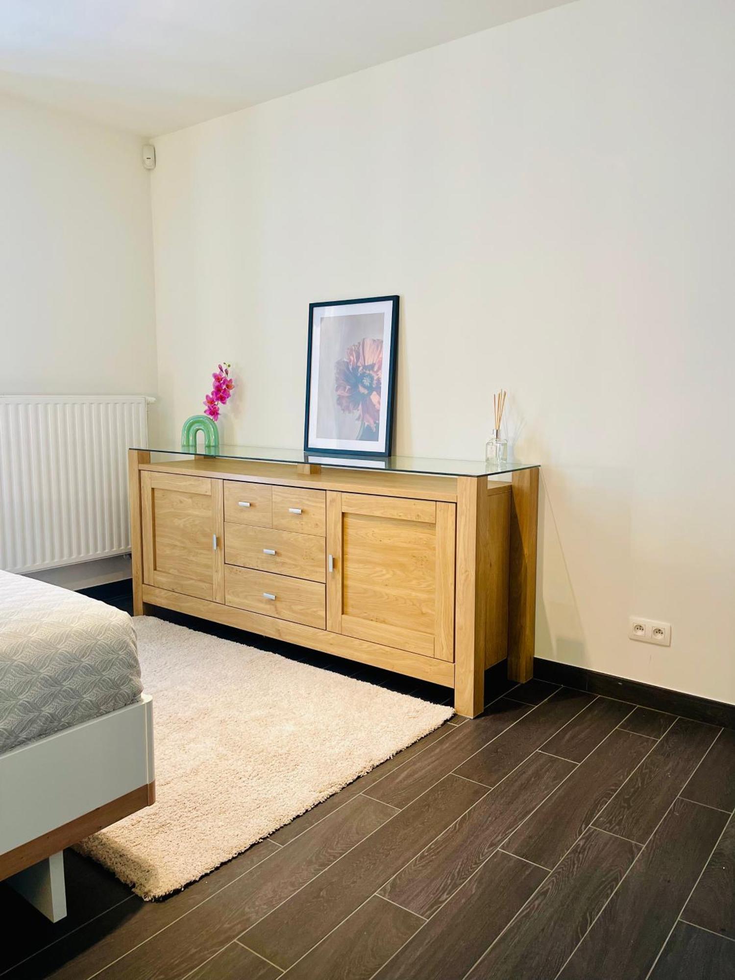 Down Town Spacious Loft Retreat With Private Parking Brussel Eksteriør bilde